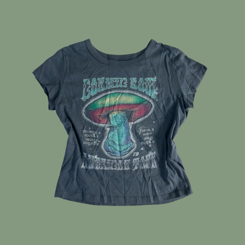 y2k hollister mushroom baby tee